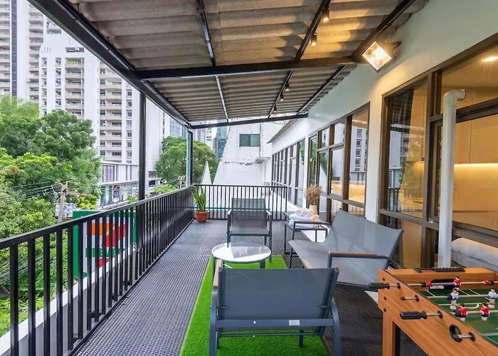 Luxury 3br 230sqm 5 Min To Bts Sukhumvit 26 曼谷