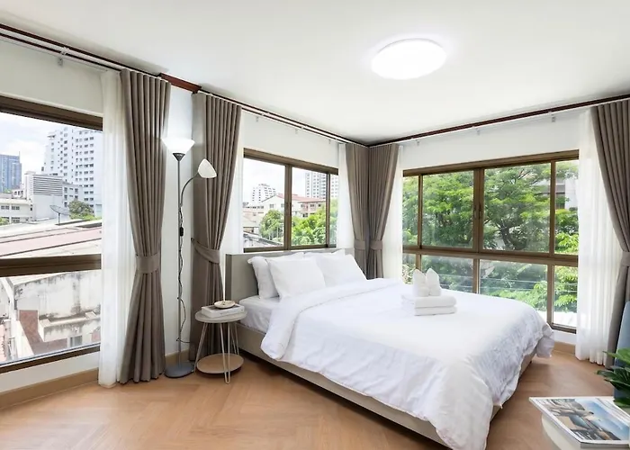 公寓 Luxury 3br 230sqm 5 Min To Bts Sukhumvit 26 *