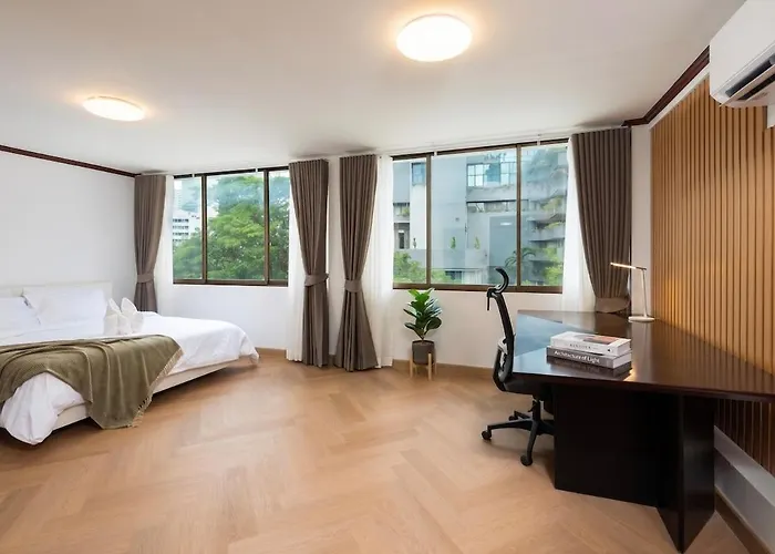 公寓 Luxury 3br 230sqm 5 Min To Bts Sukhumvit 26