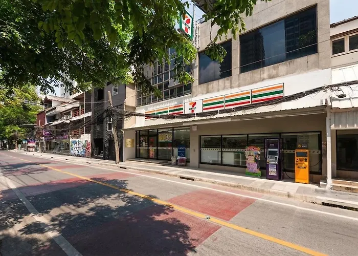 公寓 Luxury 3br 230sqm 5 Min To Bts Sukhumvit 26 *