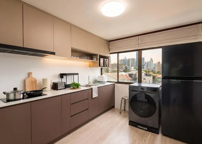 Luxury 3br 230sqm 5 Min To Bts Sukhumvit 26 *